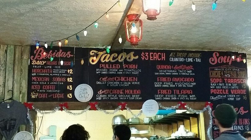 Fresh tacos and sides at Mas Tacos Por Favor